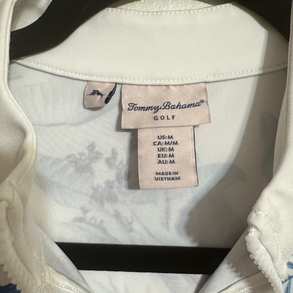 Tommy Bahama Women’s Golf Floral Blue and White Dress - Picture 3 of 4